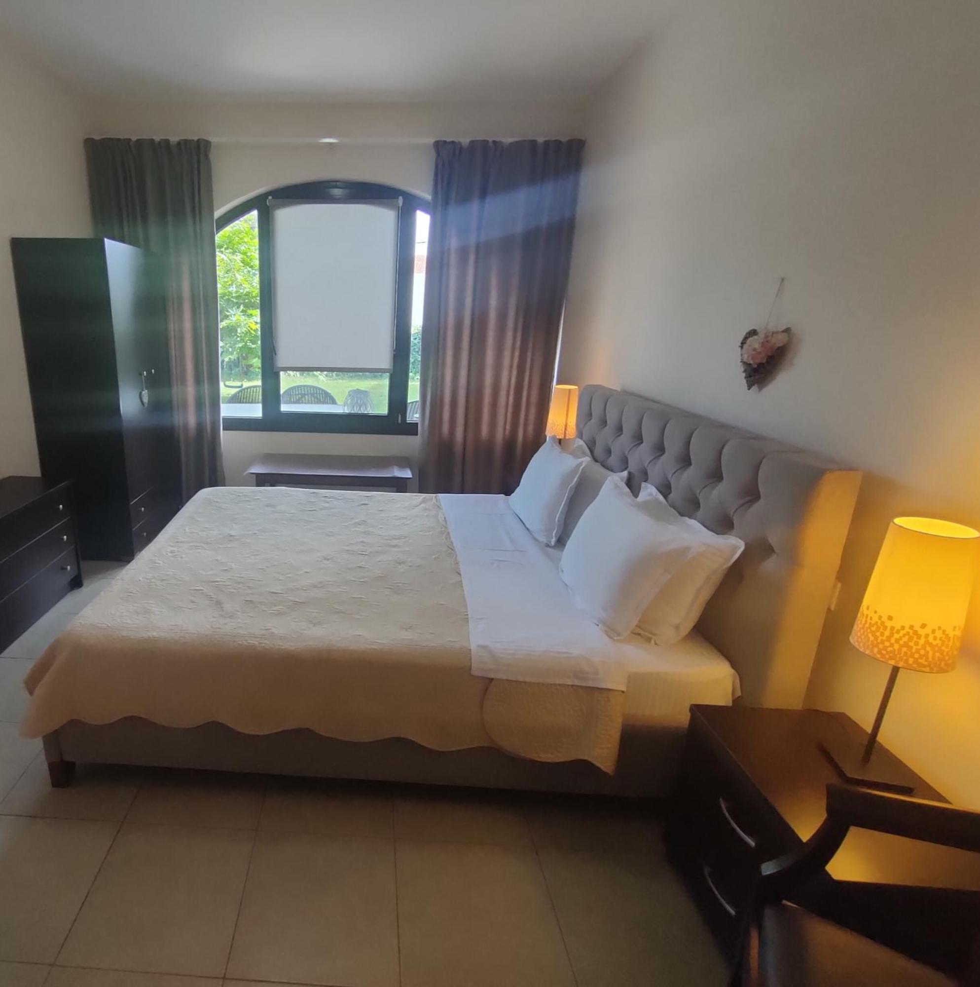 Nautica Bay Apartments Keramotí Eksteriør bilde